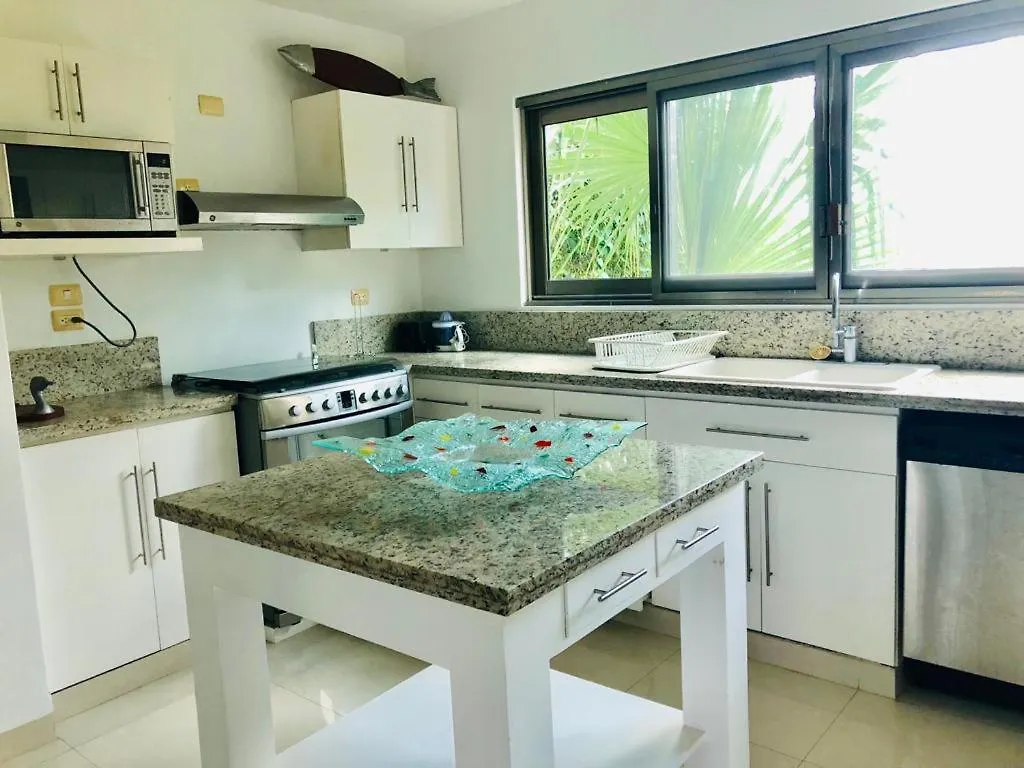 Ocean Beach V.I.P Apartment Cozumel