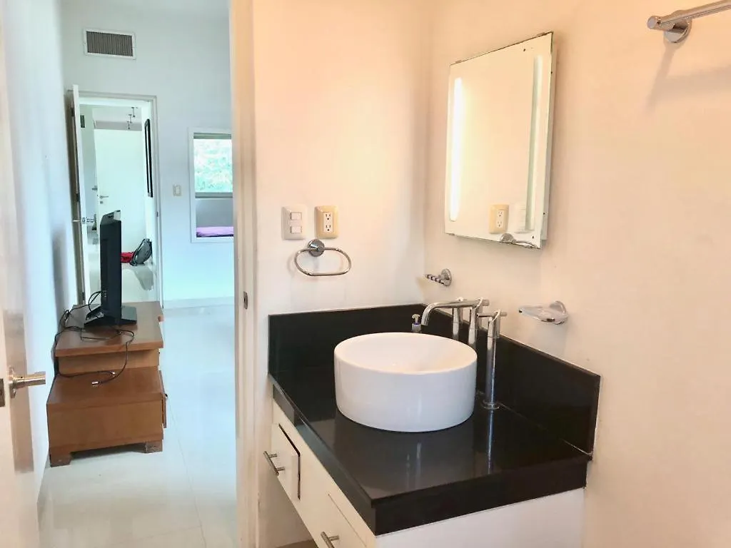 Ocean Beach V.I.P Apartment Cozumel
